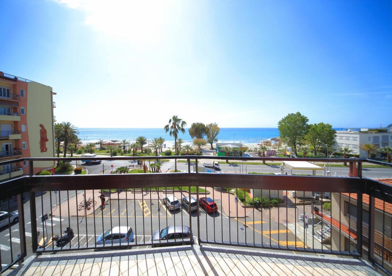 Sapore Di Sale Apartment Andora ภายนอก รูปภาพ
